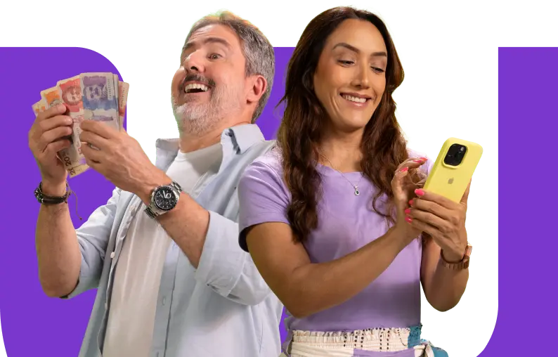 Personas felices abriendo su CDT digital